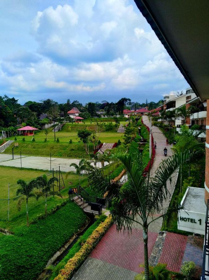 Taman Bukit Palem Resort Bogor Eksteriør bilde