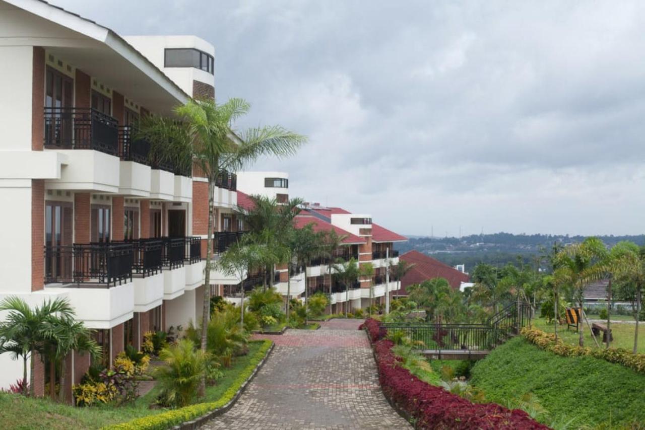 Taman Bukit Palem Resort Bogor Eksteriør bilde